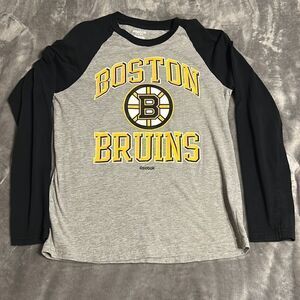 REEBOK 14/16 kids Bruins long sleeved shirt